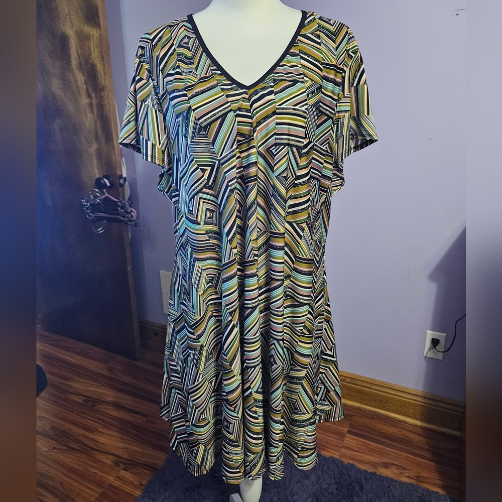 24seven Short Sleeve Tunic Top/Dress 3X in greens, browns and black‎
